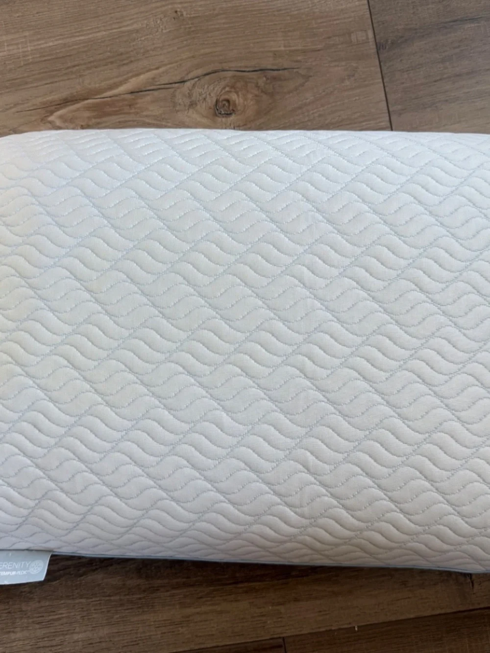 Serenity by Tempur-Pedic Cooling Memory Foam Pillow